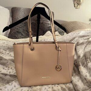 Michael Kors Walsh Medium Saffiano Leather Tote Bag
